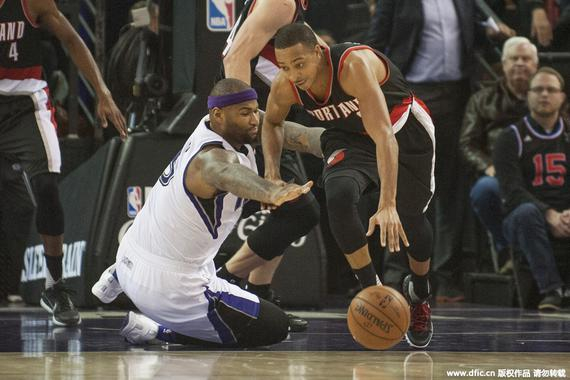 做出退让 做出退让